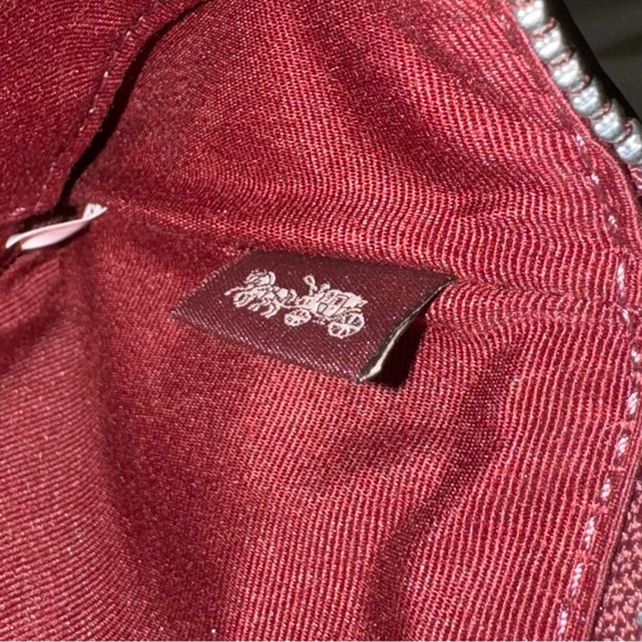 NWOT Boxed Corner Coach Women's Corner Glitter Wallet Burgundy Red Leather - Picture 5 of 9